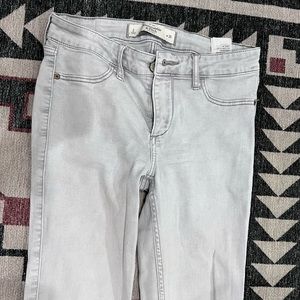 Abercombie Light wash skinny Jeans